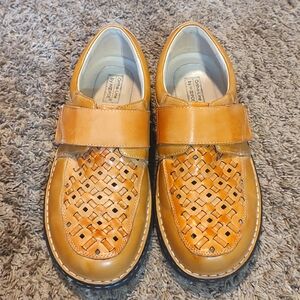 Men's ortho-line Diabetic Shoes by Hoopoe 9.5